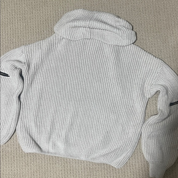 Vici Ivory Knit Sweater with Black Details - Picture 4 of 4